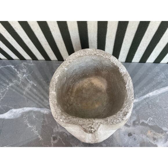 Cement Face Planter - Picture 5 of 8